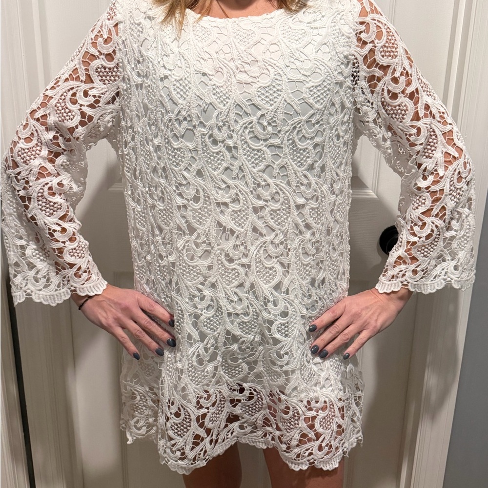 Elegant White Lace Dress
